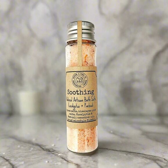 Artisan Eucalyptus and Pachouli Soothing Bath Salts - Picture 1 of 4